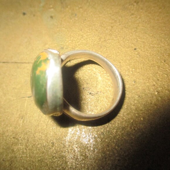 Serling Silver Handcrafted Green Moss Agate Ring Size 8 - Picture 2 of 3